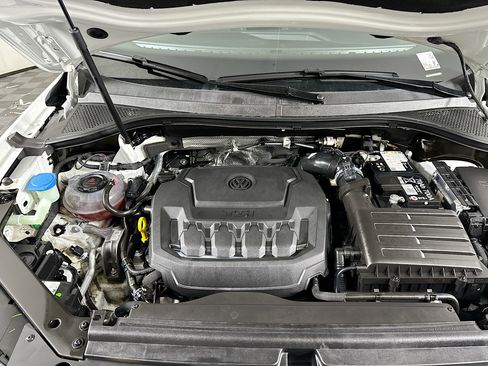 Used 2024 Volkswagen Tiguan S image 32