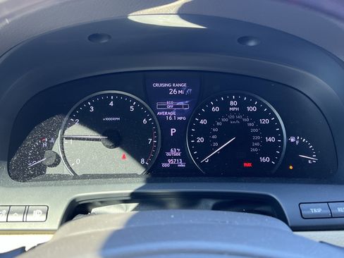 Used 2014 Lexus LS 460 image 21