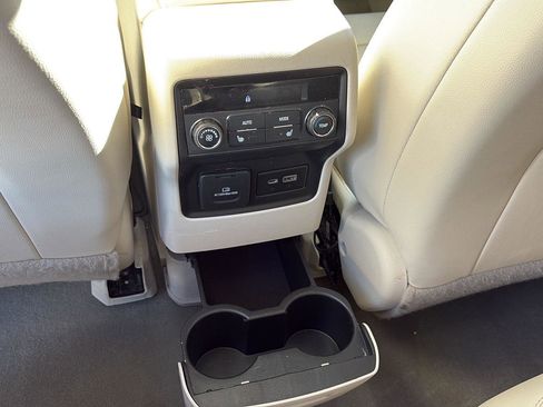 Used 2020 GMC Acadia Denali w/ Trailering Package image 18