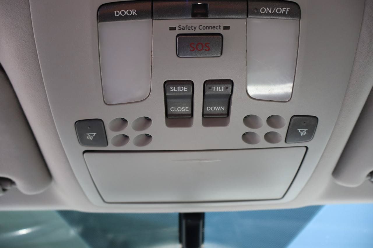 Used 2010 Lexus IS 250 w/ Preferred Accessory Package RWD image 26