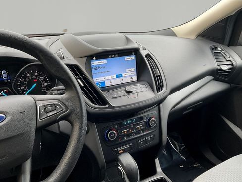 Used 2019 Ford Escape SE FWD image 9
