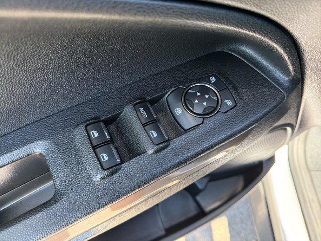 Used 2020 Ford EcoSport SE w/ SE Convenience Package FWD image 18