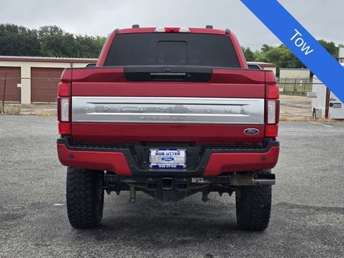 Certified 2022 Ford F250 Platinum w/ FX4 Off-Road Package AWD/4WD image 6
