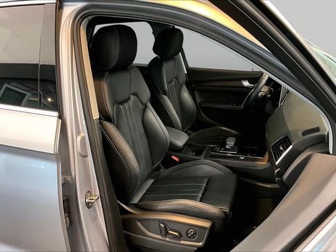 Used 2024 Audi Q5 2.0T Premium Plus AWD/4WD image 9