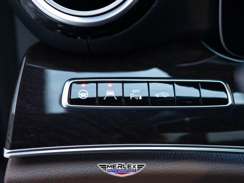 Used 2020 Mercedes-Benz E 53 AMG 4MATIC Sedan w/ Driver Assistance Package image 39