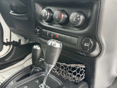 Used 2013 Jeep Wrangler Unlimited Sport AWD/4WD image 21