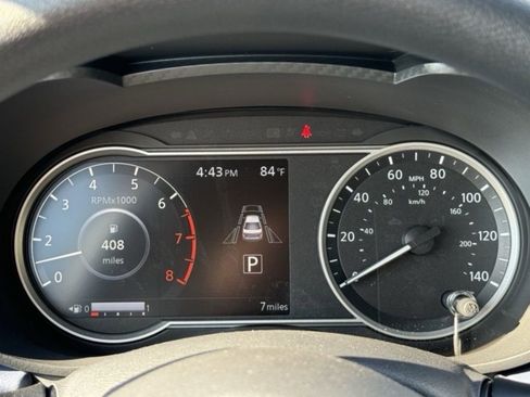 Certified 2025 Nissan Versa SV w/ Trunk Package image 25