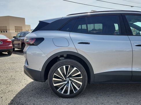 Used 2025 Volkswagen ID.4 Pro image 5