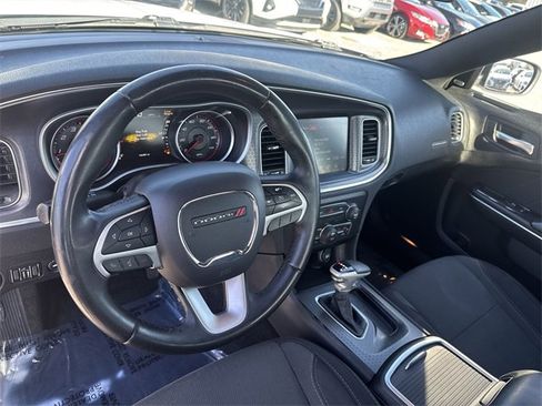 Used 2016 Dodge Charger SXT image 15