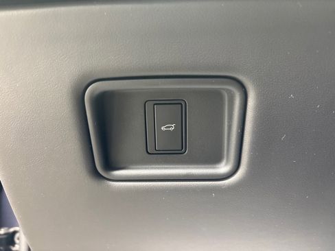 Used 2023 Land Rover Range Rover Sport SE Dynamic AWD/4WD image 21