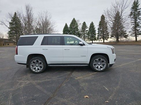 Used 2017 GMC Yukon SLE w/ Convenience Package image 6