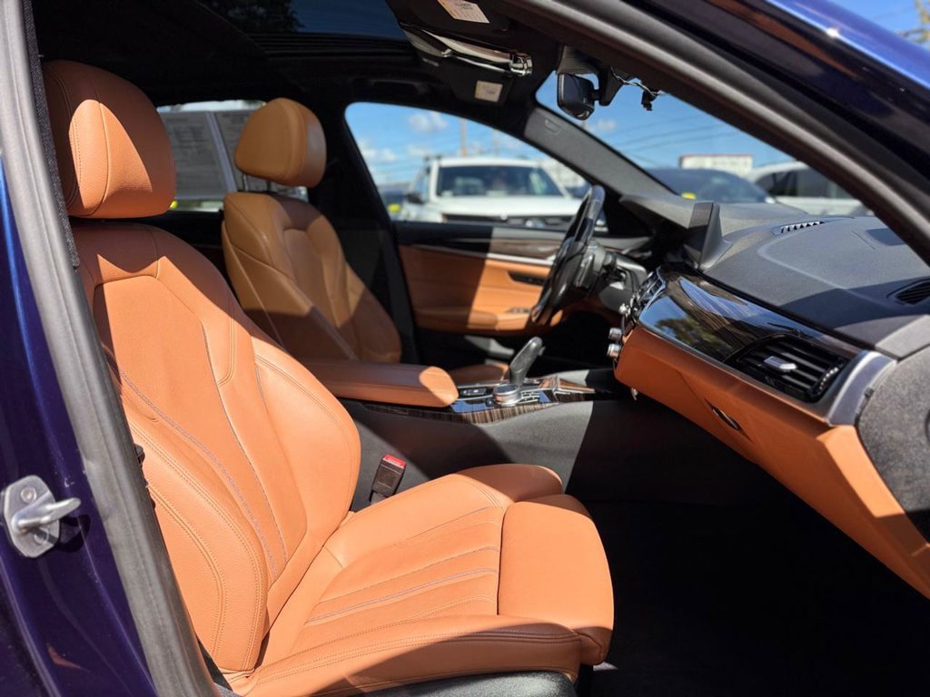 Used 2019 BMW 540i xDrive w/ Executive Package AWD/4WD image 29