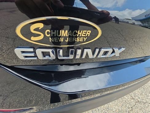 Used 2023 Chevrolet Equinox LT FWD image 32