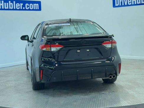 Used 2025 Toyota Corolla SE w/ SE Premium Package image 6