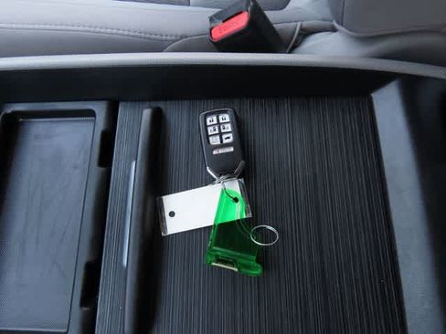 Used 2022 Honda Odyssey EX image 25