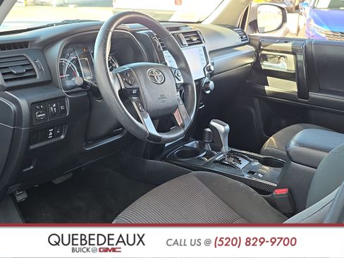 Used 2022 Toyota 4Runner TRD Off-Road image 13