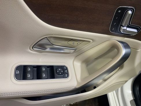 Used 2023 Mercedes-Benz CLA 250 CLA 250 image 7