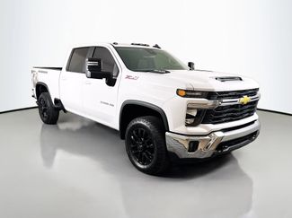 Used 2025 Chevrolet Silverado 2500 LT video 1