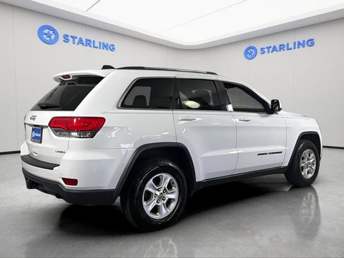 Used 2017 Jeep Grand Cherokee Laredo w/ Quick Order Package 2BE RWD image 10