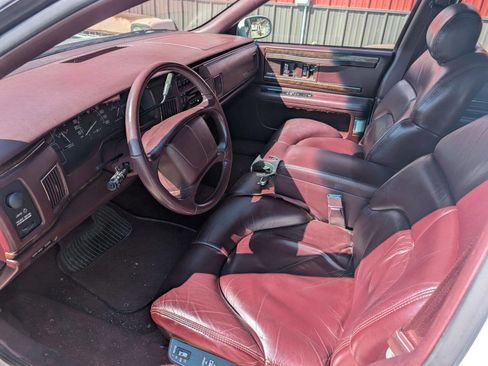Used 1996 Buick Roadmaster Estate image 10