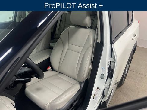 Used 2021 Nissan Rogue SL w/ Premium Package AWD/4WD image 35
