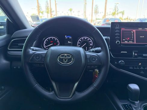 Used 2023 Toyota Camry SE FWD image 15