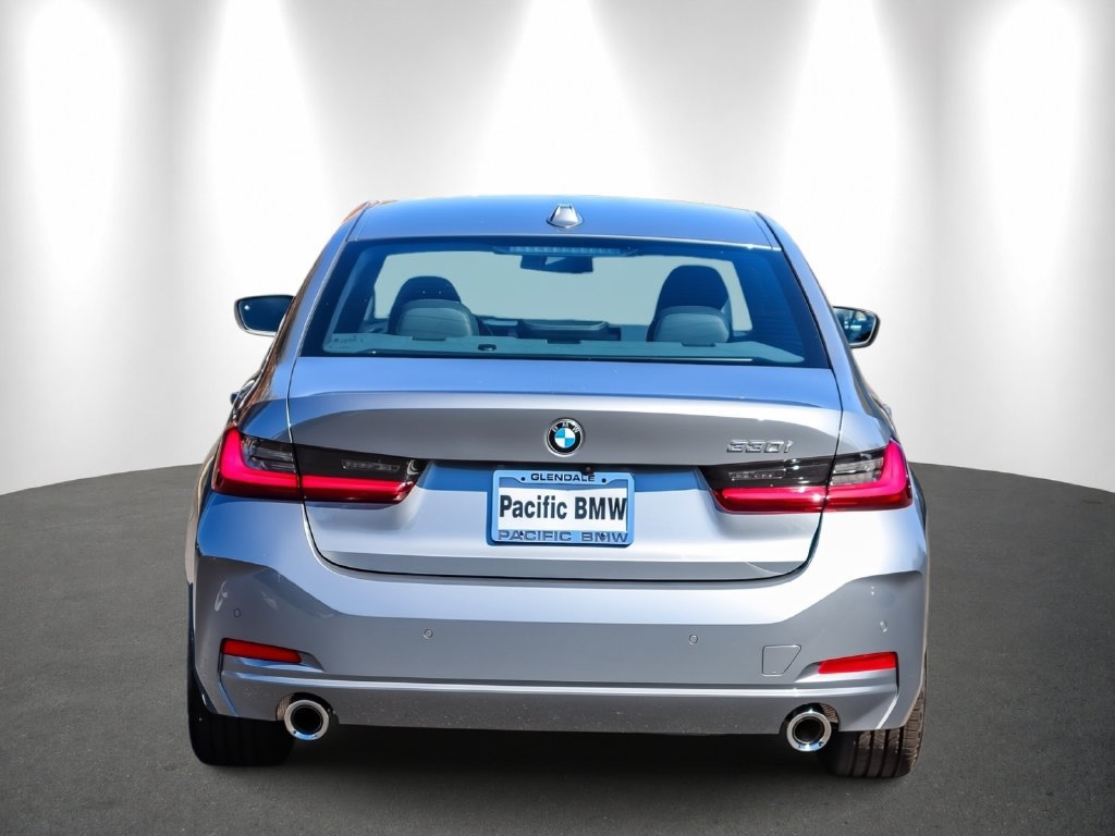 Used 2026 BMW 330i Sedan RWD image 5