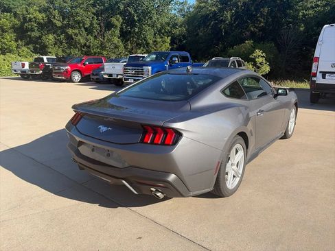 Used 2026 Ford Mustang Coupe RWD image 7