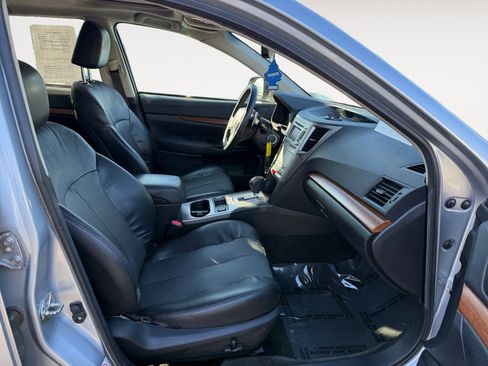 Used 2014 Subaru Outback 2.5i Limited w/ Moonroof Package image 19
