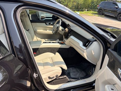 Used 2026 Volvo XC60 B5 Ultra w/ Protection Package Premier AWD/4WD image 28