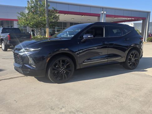 Used 2020 Chevrolet Blazer RS FWD image 2