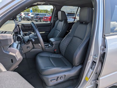 Used 2025 Toyota 4Runner TRD Sport Premium AWD/4WD image 14