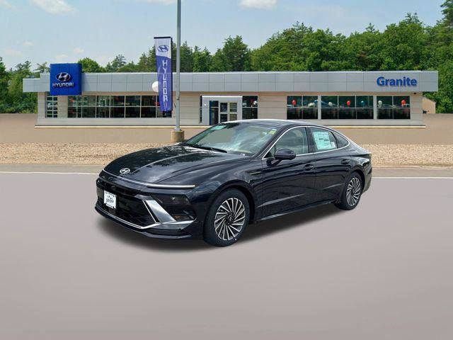 New 2026 Hyundai Sonata Limited FWD image 2