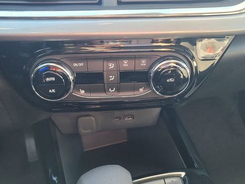 New 2026 Chevrolet Trax LT image 22