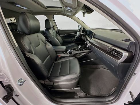 Used 2025 Kia Telluride S image 29