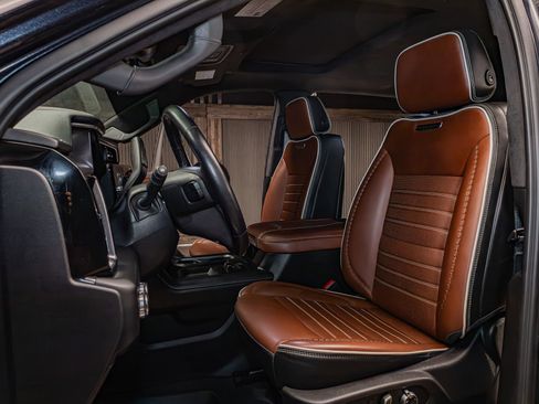 Used 2024 GMC Sierra 3500 Denali Ultimate image 24