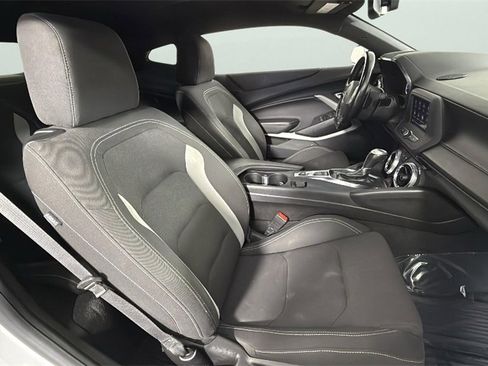 Used 2022 Chevrolet Camaro LT image 28