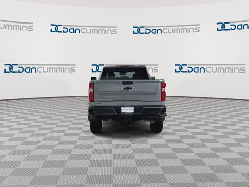 Used 2024 Chevrolet Silverado 2500 Custom w/ Custom Value Package AWD/4WD image 7