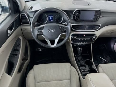 Used 2019 Hyundai Tucson Value FWD image 3
