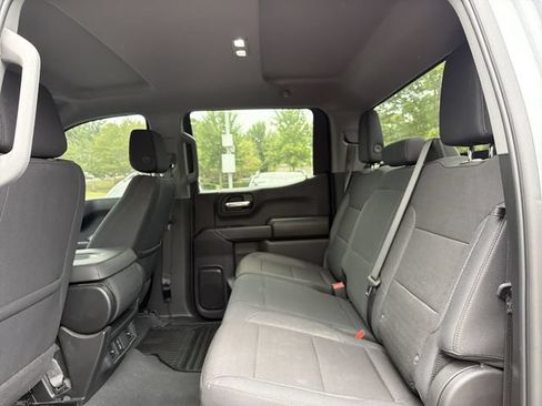 Used 2025 Chevrolet Silverado 1500 Custom Trail Boss AWD/4WD image 9