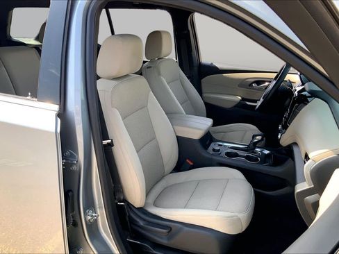 Used 2023 Chevrolet Traverse LS w/ Safety Package FWD image 8