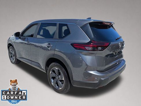 Used 2025 Nissan Rogue SV FWD image 6