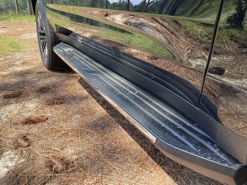 New 2025 Chevrolet Tahoe Premier image 14