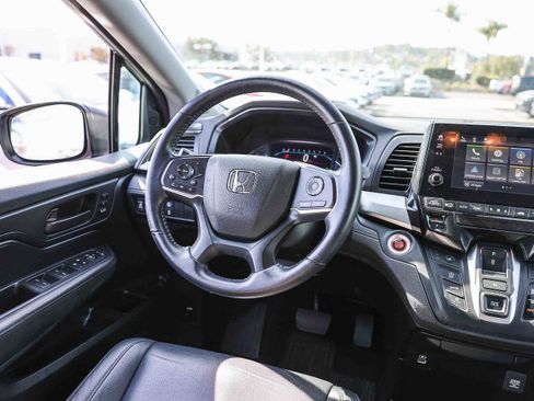 Certified 2024 Honda Odyssey EX-L image 5