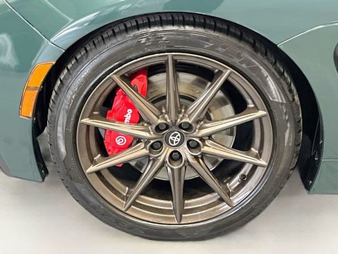 Used 2025 Toyota GR86 Hakone Edition RWD image 29