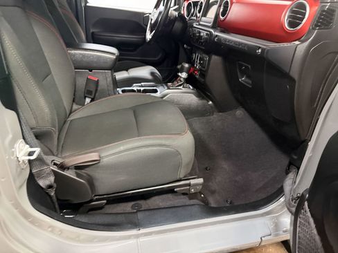 Used 2020 Jeep Wrangler Rubicon w/ LED Lighting Group image 59