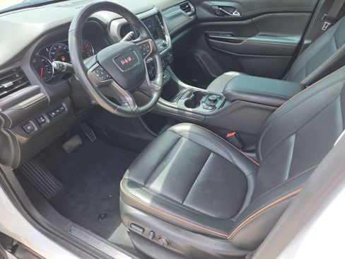 Used 2022 GMC Acadia AT4 w/ Technology Package AWD/4WD image 14
