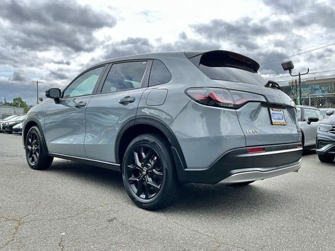 Used 2024 Honda HR-V Sport image 6