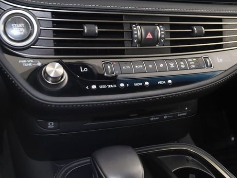 Used 2021 Lexus LS 500 AWD image 35