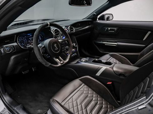 Used 2021 Ford Mustang Shelby GT500 w/ Technology Package image 55